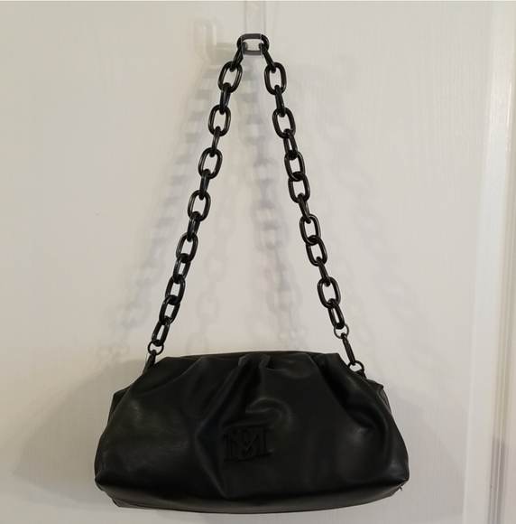 NWT $129 Badgley Mischka Vegan Leather Handbag Wrapped Frame Clutch in Black - Picture 6 of 10